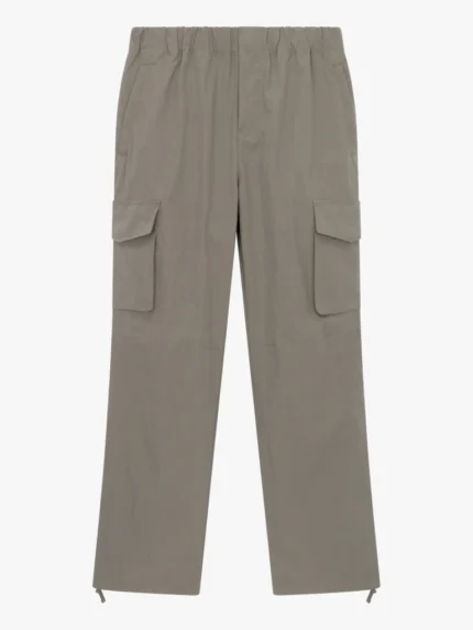 Essential Parachute Cargo Pants Olive.